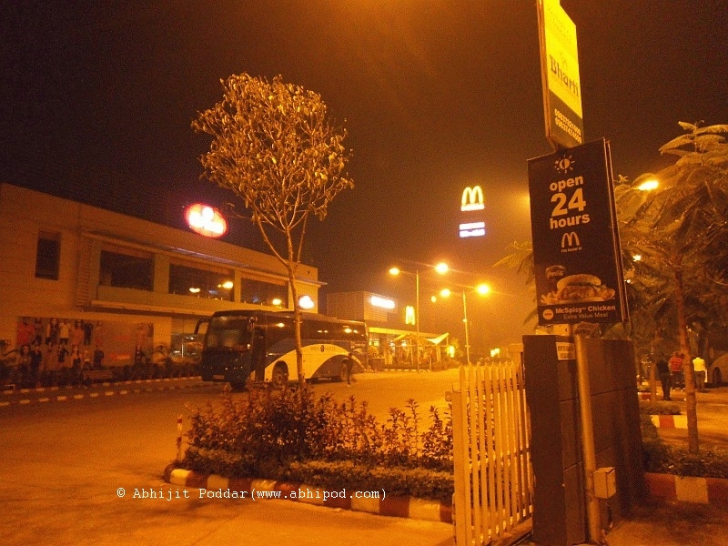 A McDonald's outlet besides the highway on the way to Haridwar